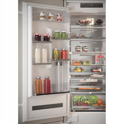 Встраиваемый холодильник KitchenAid KC20 T632 SP