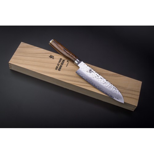 Hож Santoku KAI, Шун Премьер, лезвие 7.0"/ 18 см., pукоятка 12 см.