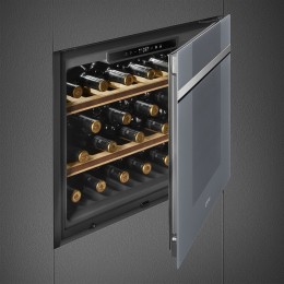 Винный холодильник Smeg CVI121S3