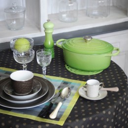 Le Creuset Кастрюля овальная для запекания 27 см, чугун, цвет розмарин