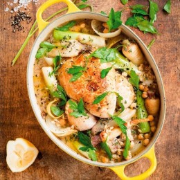 Le Creuset Кастрюля овальная 31 см, чугун, желтый 