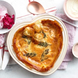 Le Creuset Блюдо Сердце с крышкой, вишня