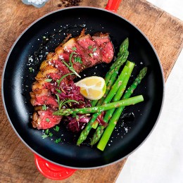 Le Creuset Сковорода, 26 см, чугун, вишня