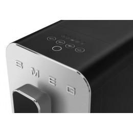 Кофемашина эспрессо Smeg BCC02BLMEU