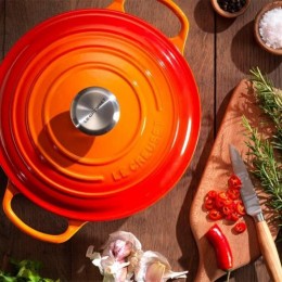Le Creuset Кастрюля круглая для запекания 28 см, чугун, цвет оранжевая лава