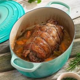 Le Creuset Кастрюля овальная 31 см, чугун, мята