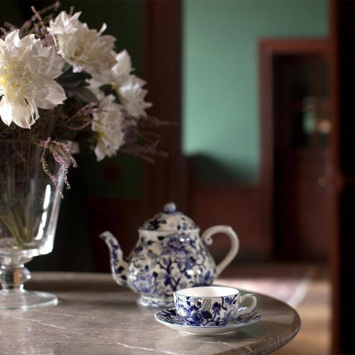 Чашка и блюдце (для чая) Gien, Голубые пионы, 130 мл, 16 см 