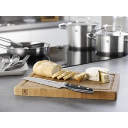 ZWILLING  Доска разделочная из бамбука 42х31 см