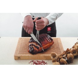 ZWILLING  Доска разделочная из бамбука 42х31 см